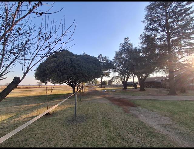 85,653M² FARM FOR SALE IN FALCON RIDGE
